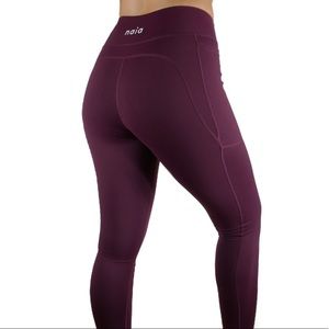 Naia plum leggings with pockets